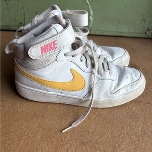 Nike Kids White and Yellow Sneakers